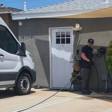 ''ACS Plumbing technician performing hydro jetting service in paramount, CA.''