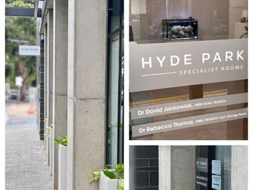 Hyde Park Specialist Rooms entrance with doctor names on the door.