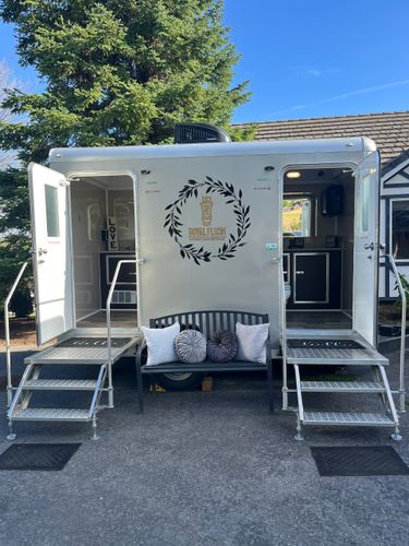 Royal Flush Spokane & N. Idaho - Portable Luxury Restrooms
