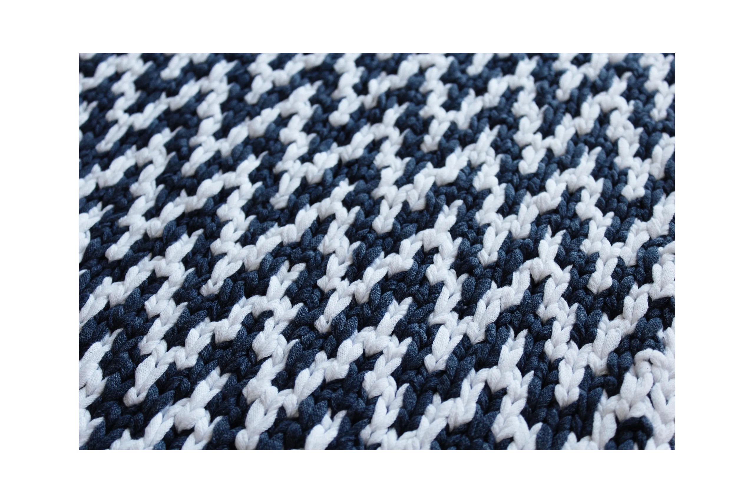 Knit stitch pattern