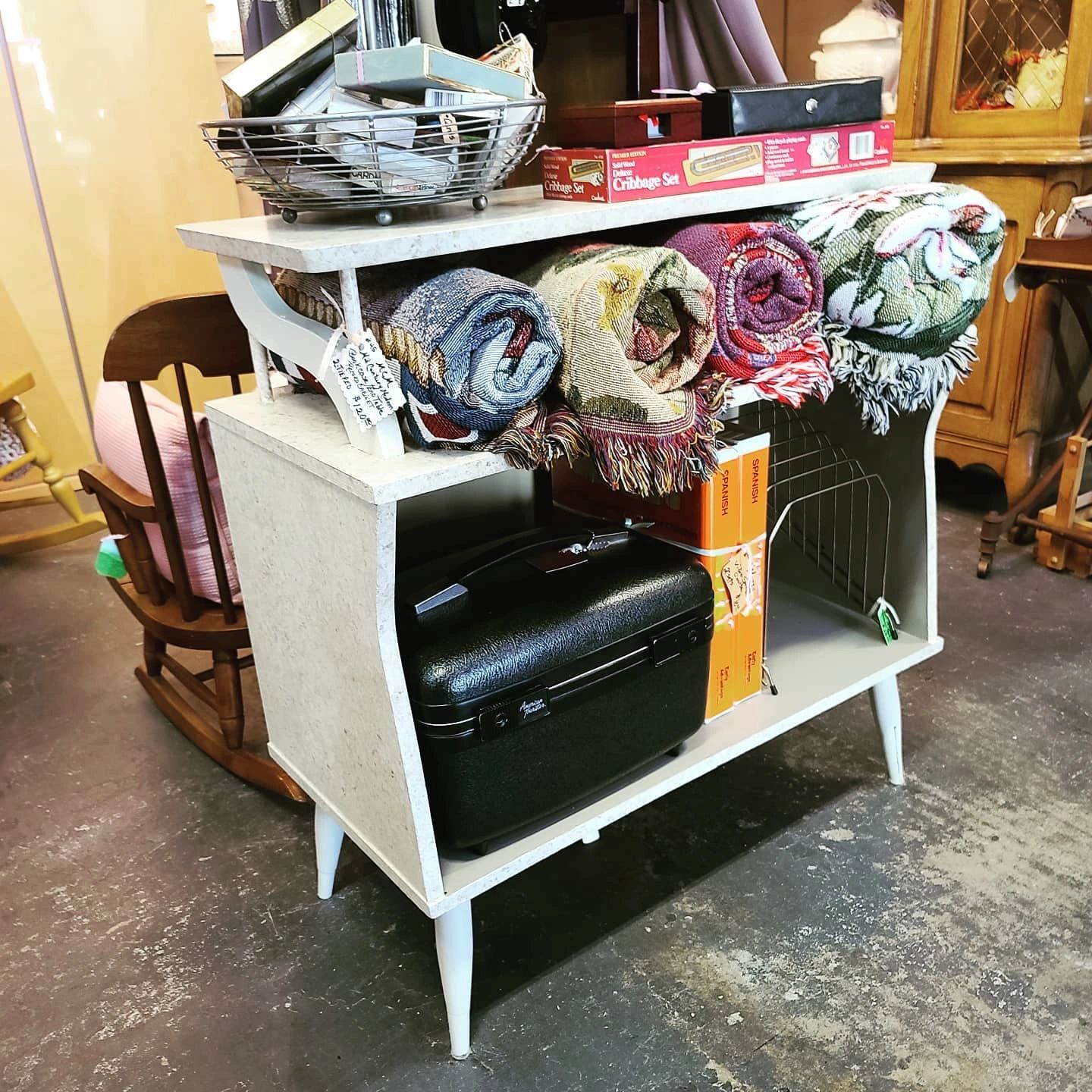 Decades Reclaimed Vintage Depot in Lakeland, Florida