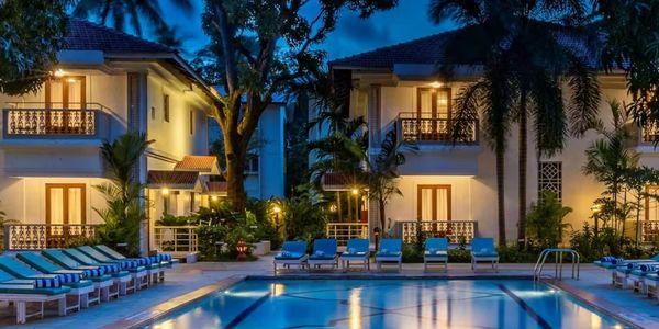 Swimming Pool at Radisson Goa