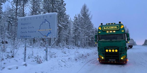 DAF lorry with trailer