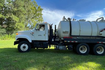 Septic Tank Pump Out
Residential & Commercial