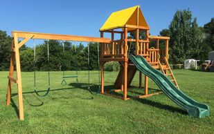 Jr. Deluxe Watch Tower Swingset