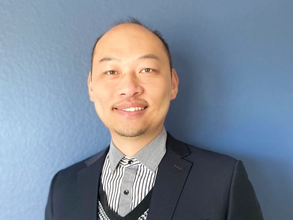 (Click to See Dr. Xie's professional profile)