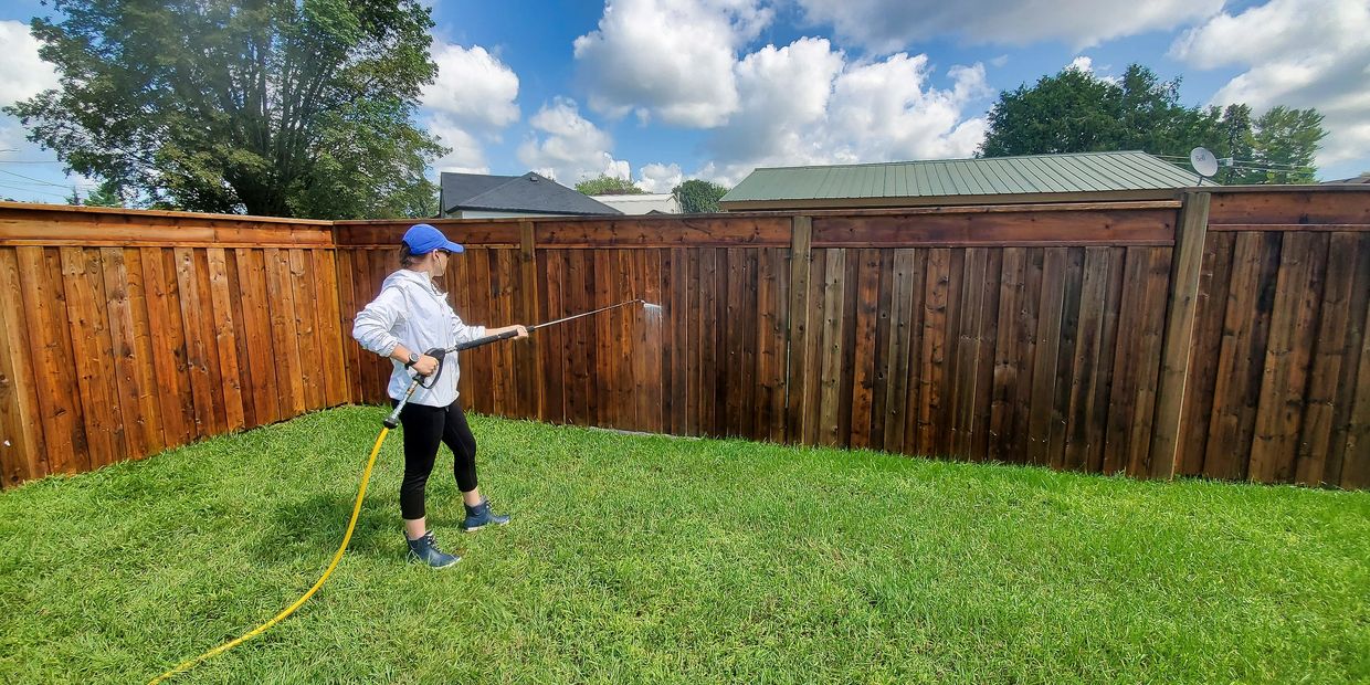 Power washing fence Cobourg, ON
