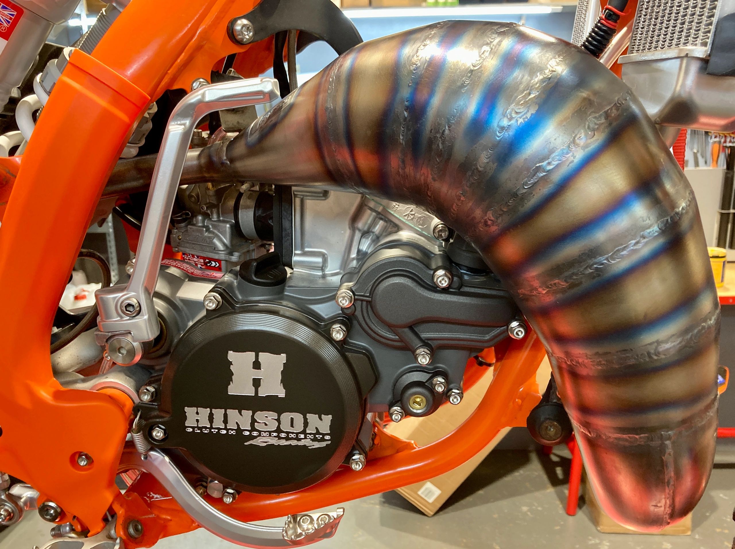 THE NR85 RACE ENGINE GOES IN