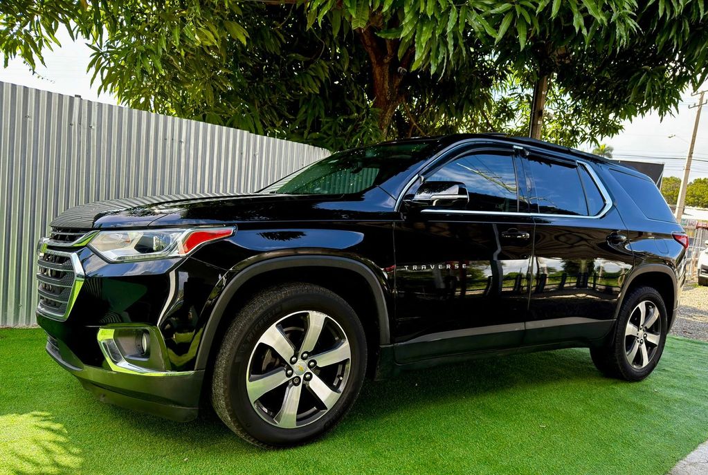 2019 chevy traverse panoramica