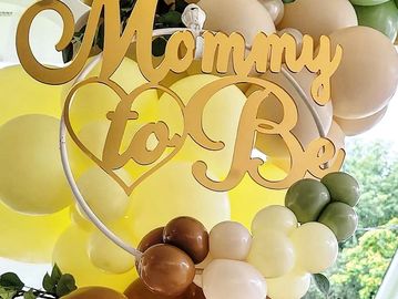 Mommy to be gold mirror sign