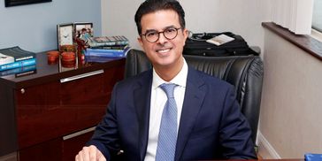 Dr. Kleper de Almeida, M.D., FACP