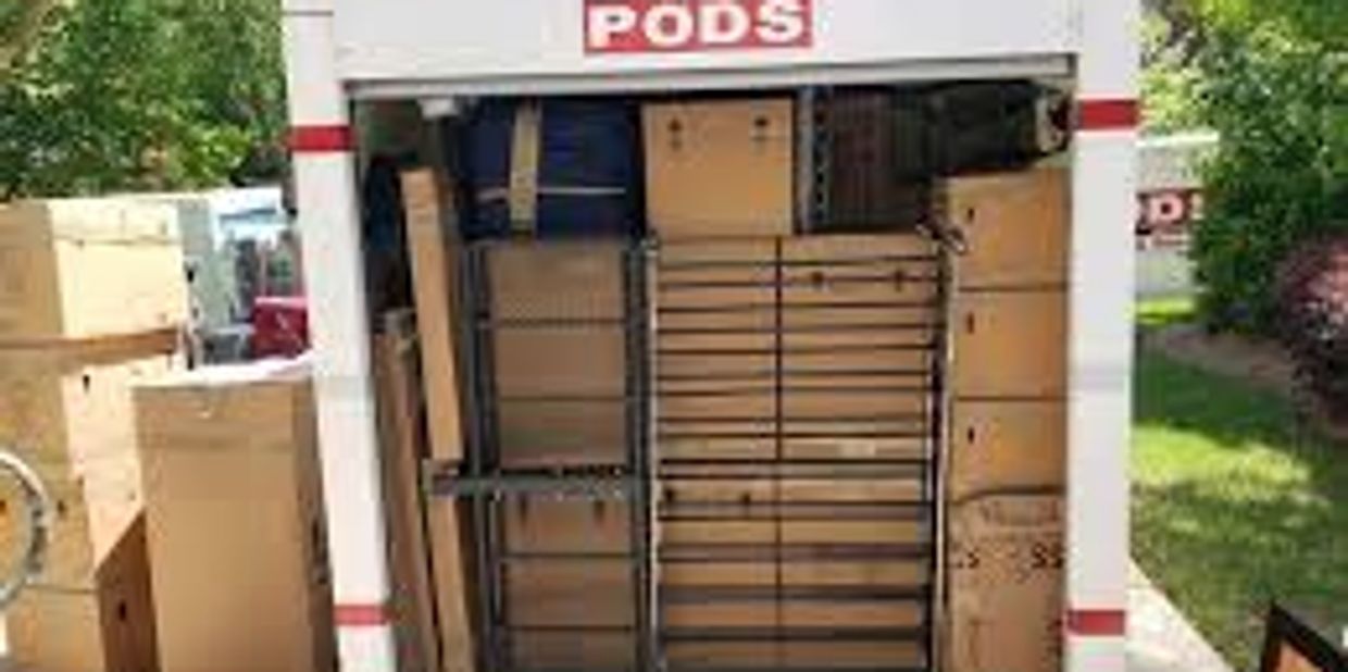 Picture of a full pod in a driveway.
