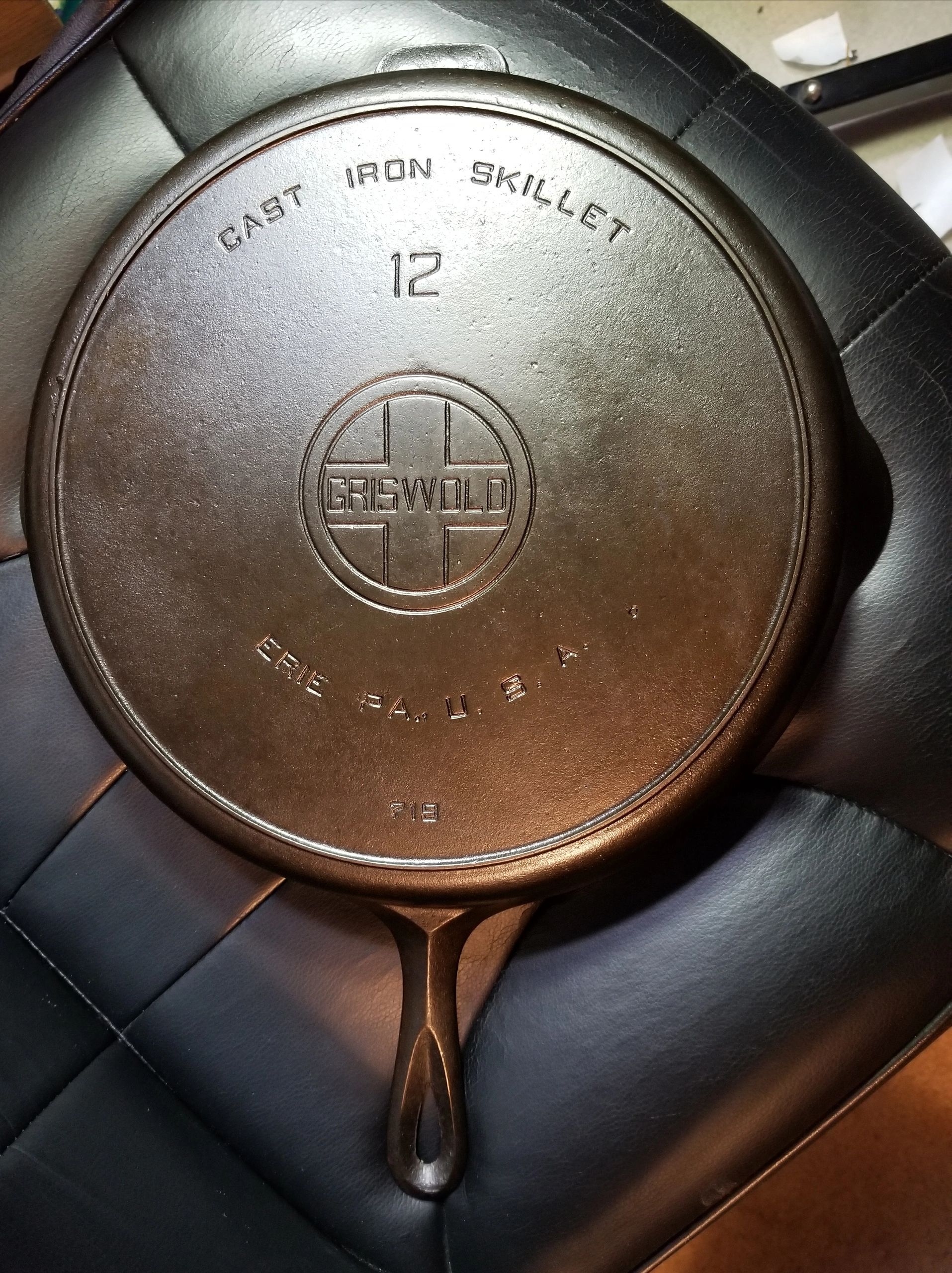 The House of Webster Country Charm Electric Skillet. I did some research,  info in comments. : r/castiron