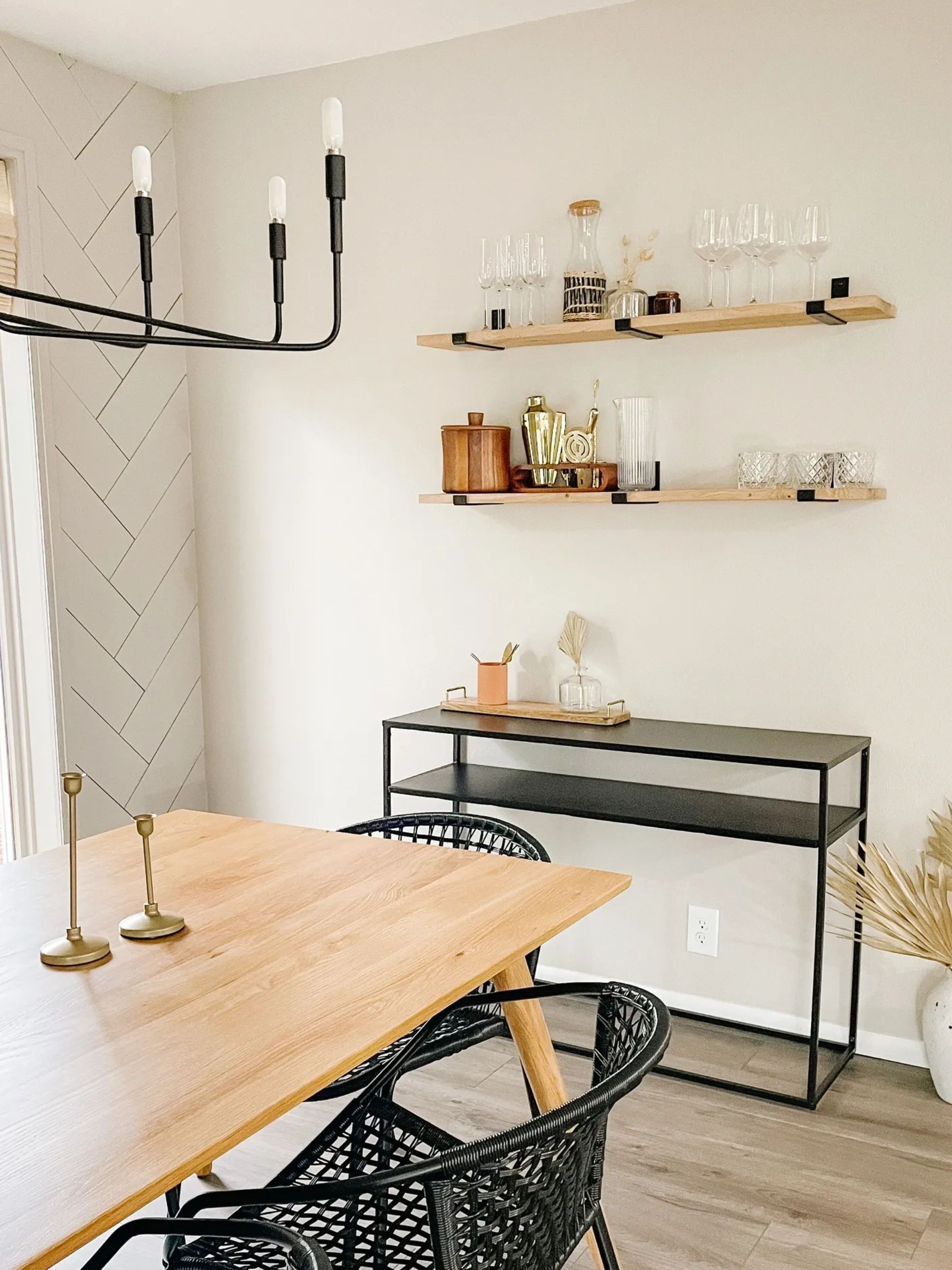 Mid-Century Arizona Vacation Home Rental