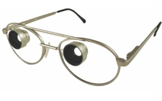 Reveal Field Expander Lens