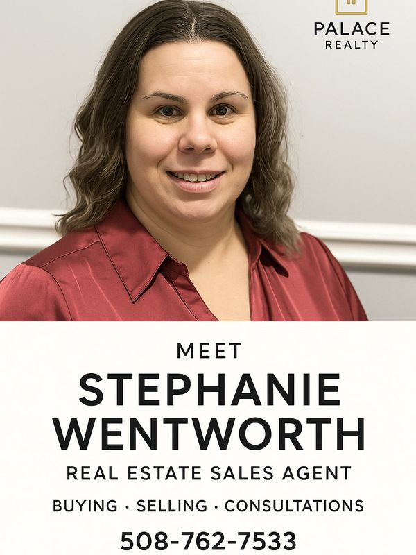 Stephanie Wentworth, a real estate sales agent at Palace Realty, ready to assist with buying, selling, and consultations.