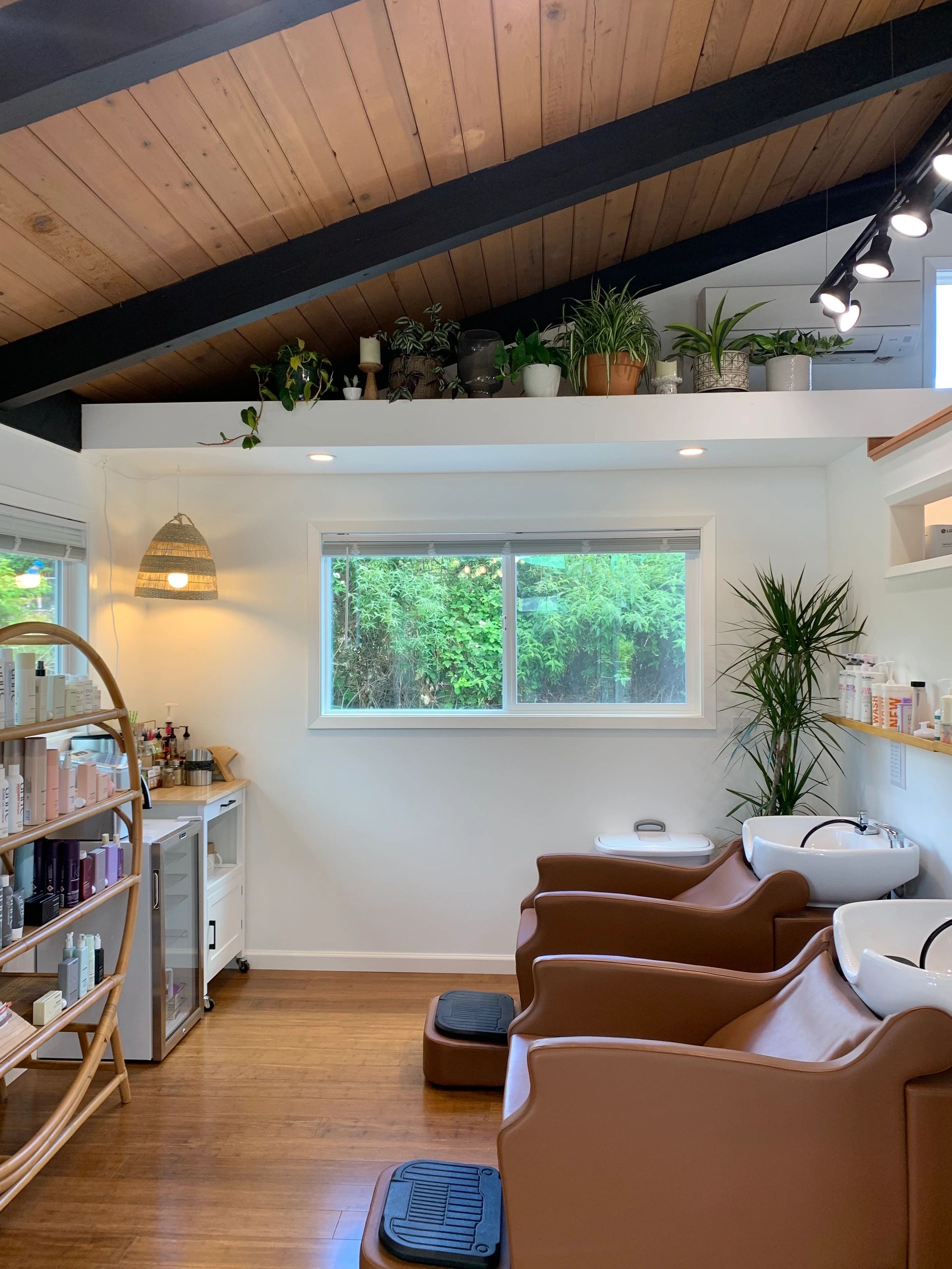 Honey Suite 14