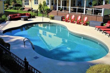Finished vinyl liner pool, completed install