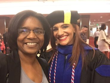 A image of graduates and Dr.Presley 