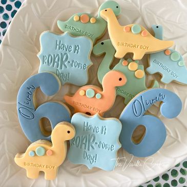Dinosaur Cookies for a 6th birthday