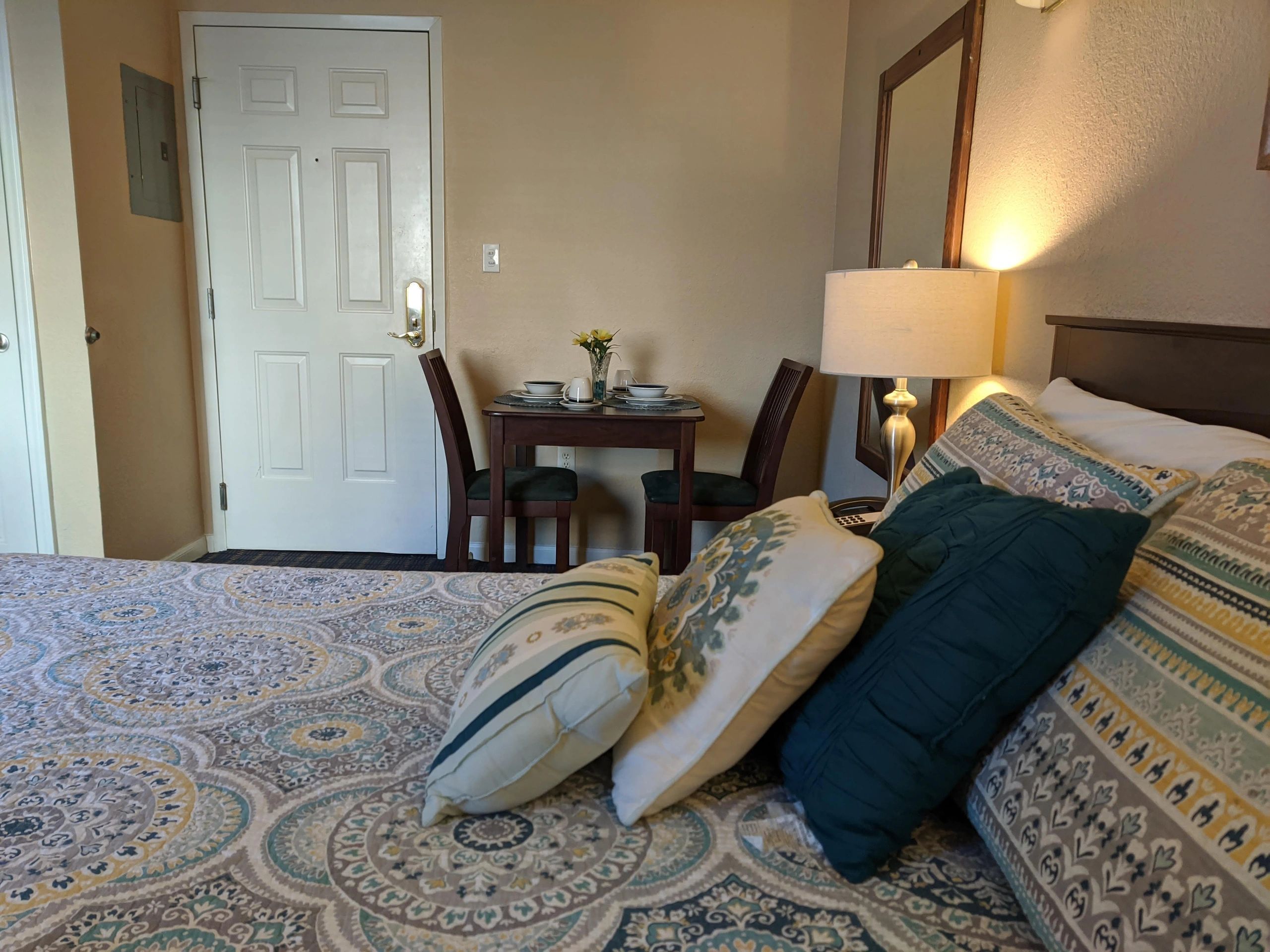 Athens Hotel & Suites — photo 11 of 12