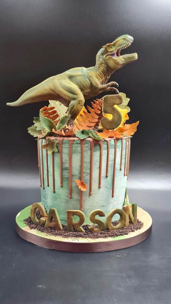 dinosaur drip cake