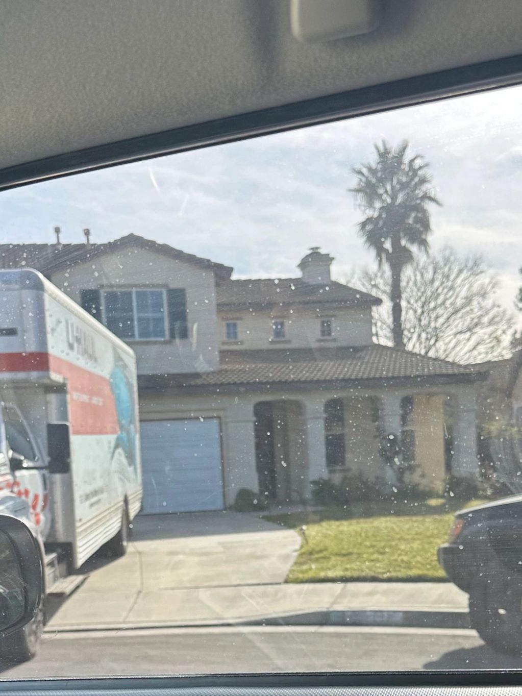December 26
Yassin Suede parked a truck in front of the house
On DECEMBER 26