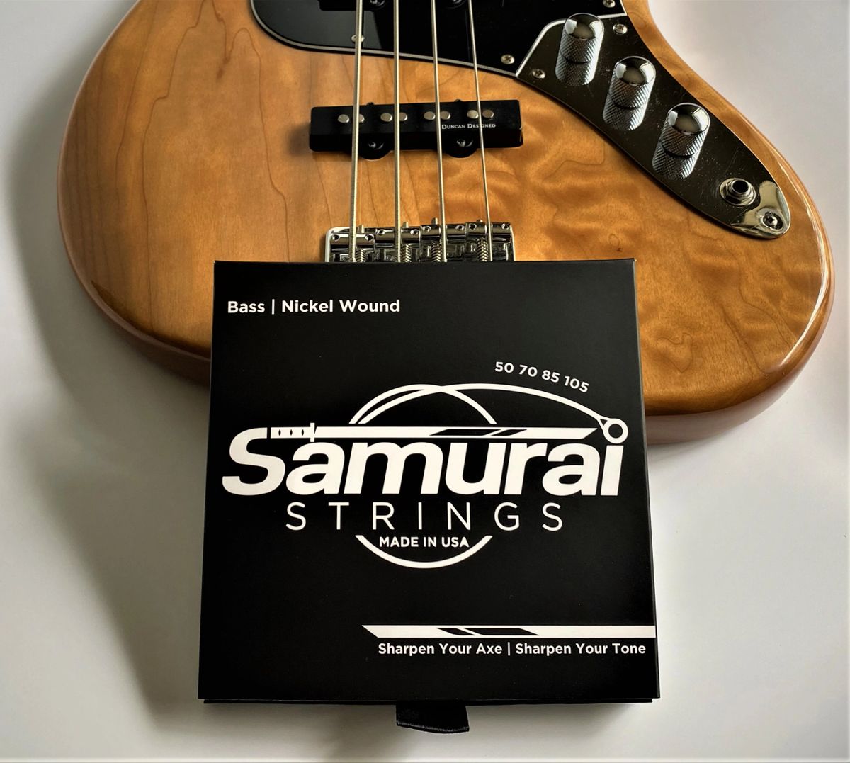 B50 Bass Guitar Strings, Medium Gauge