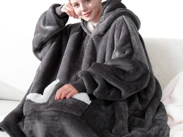 Touchat Wearable Blanket Hoodie, Oversized Sherpa Fleece Sweatshirt Blanket, Giant Hood Pocket