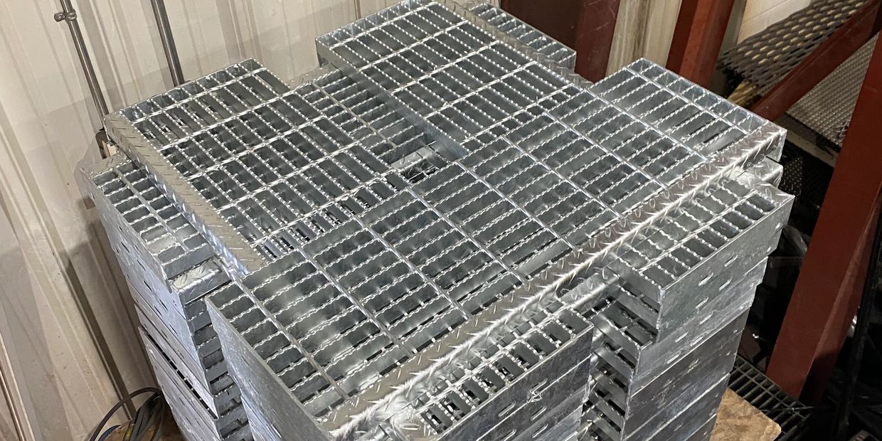 Galvanized Steel / Stair Treads 