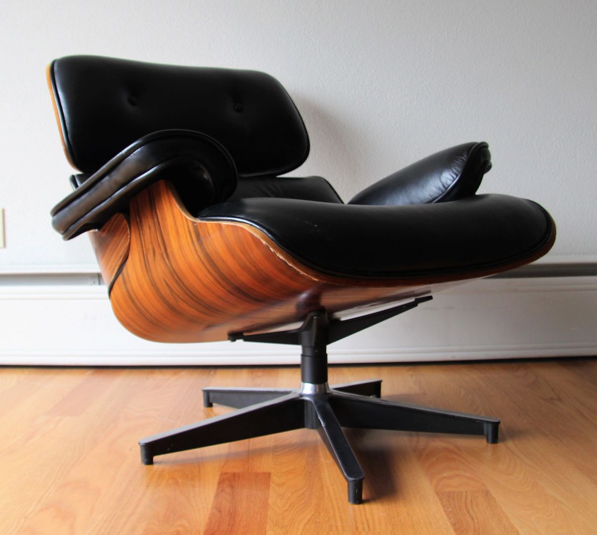 Eames Herman Miller Black Leather Lounge Chair