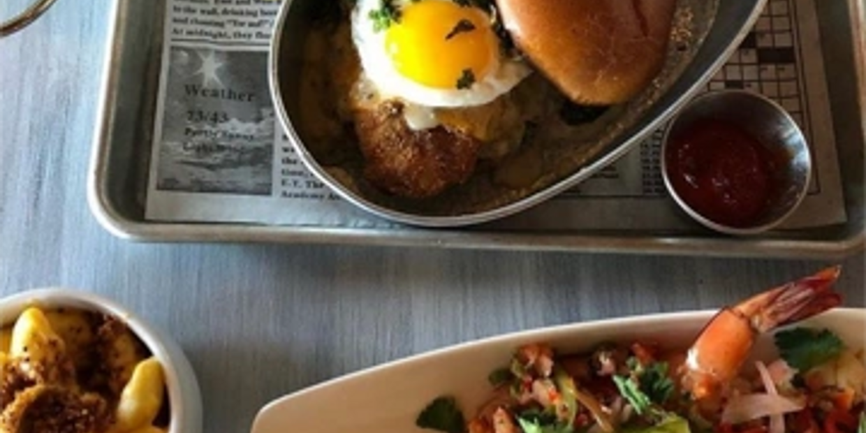 Restaurant, Fried Chicken The Cuckoo's Nest Albany, New York