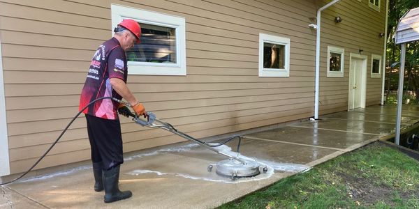 Surface cleaning concrete sidewalk