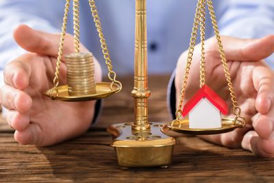Divorce, separation of assets, spousal support. Brandelli Law Corporation, at San Pedro, CA