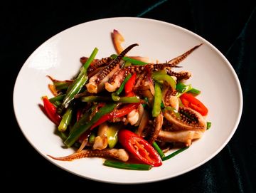 Hot street food style stir-fried squid tentacles