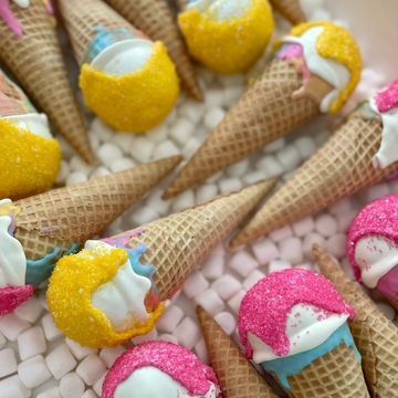 ice cream cone themed cake pops