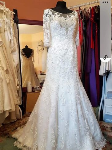 Mila Moda is a home bace bridal bouquet to give you the welcome feeling and a complete privacy 