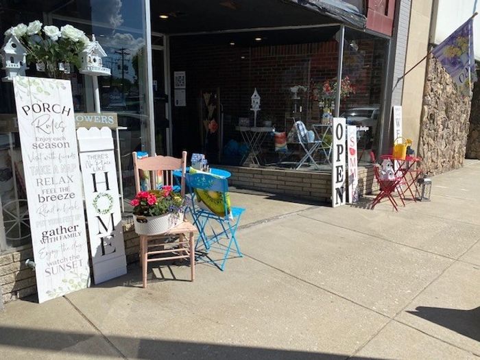 Unique Boutique of DuBois LLC