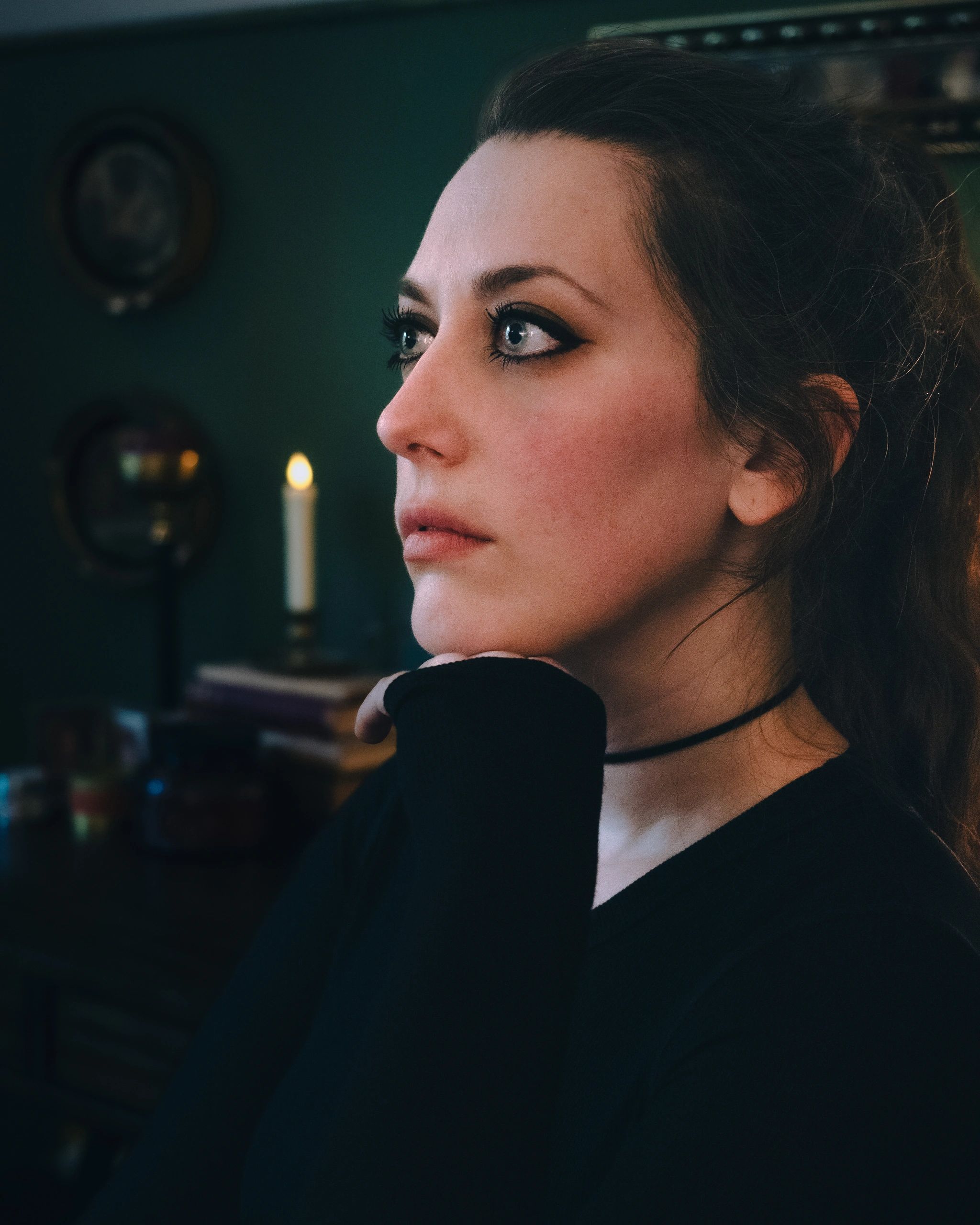 Headshot of author LE Todd in profile view