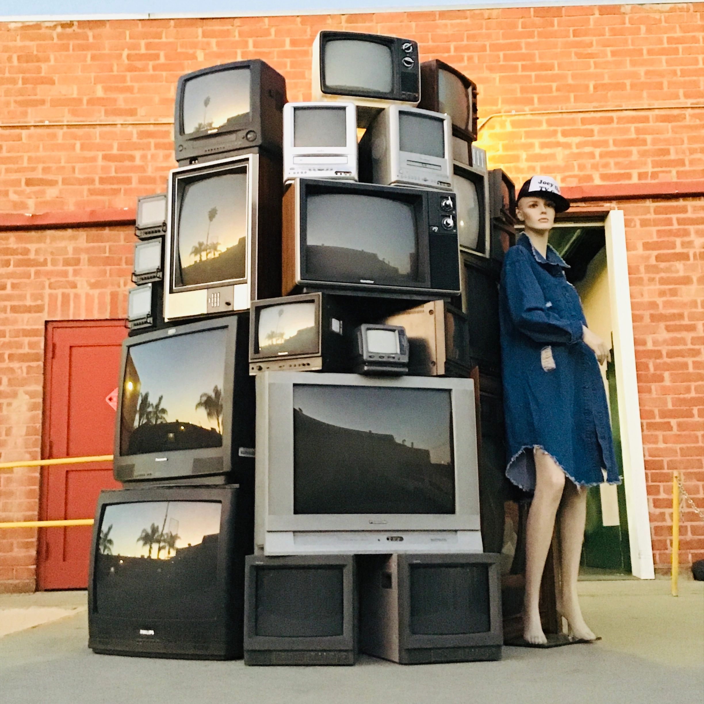 vintage televisions broadcast