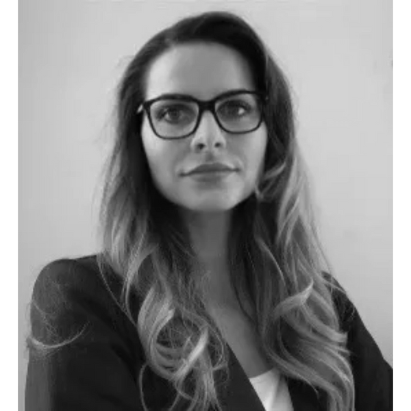 Alena Kykalova Brynjolfsson