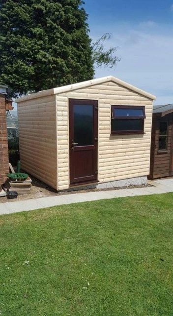 Summerhouse in a Kent garden