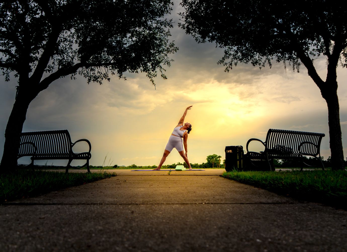 Tamica Dizon Yogi Style Reverse Warrior Pose in the Park