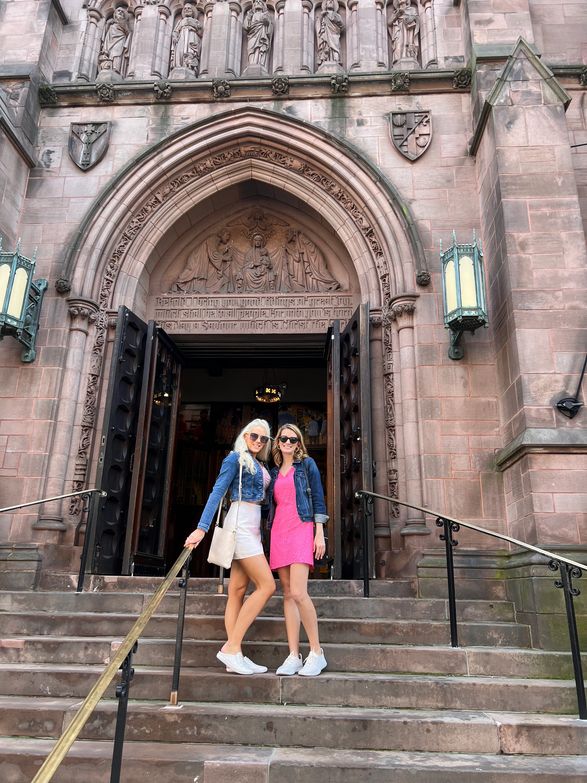 Gossip Girl Tour | Gossip Girl Tour New York | Gossip Girl Sites Tour | Gossip Girl Tour NYC |