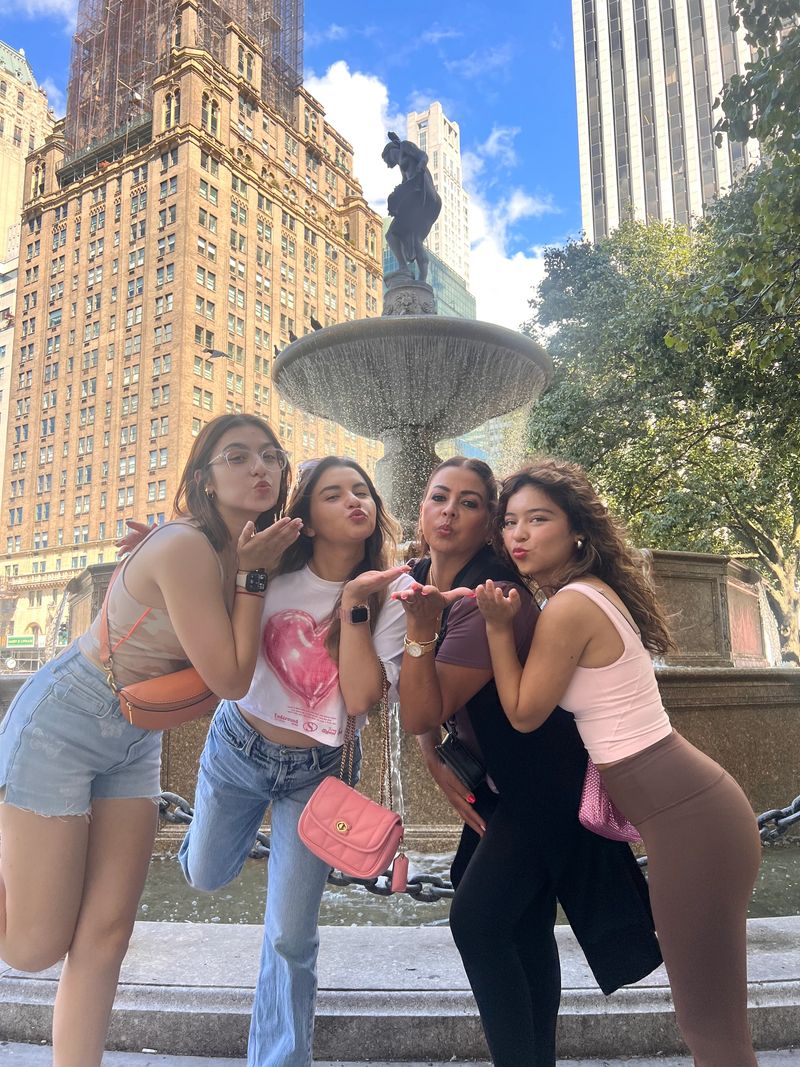 Gossip Girl Tour NYC | Exploring the Upper East Side: The Best Gossip Girl Tour in New York City