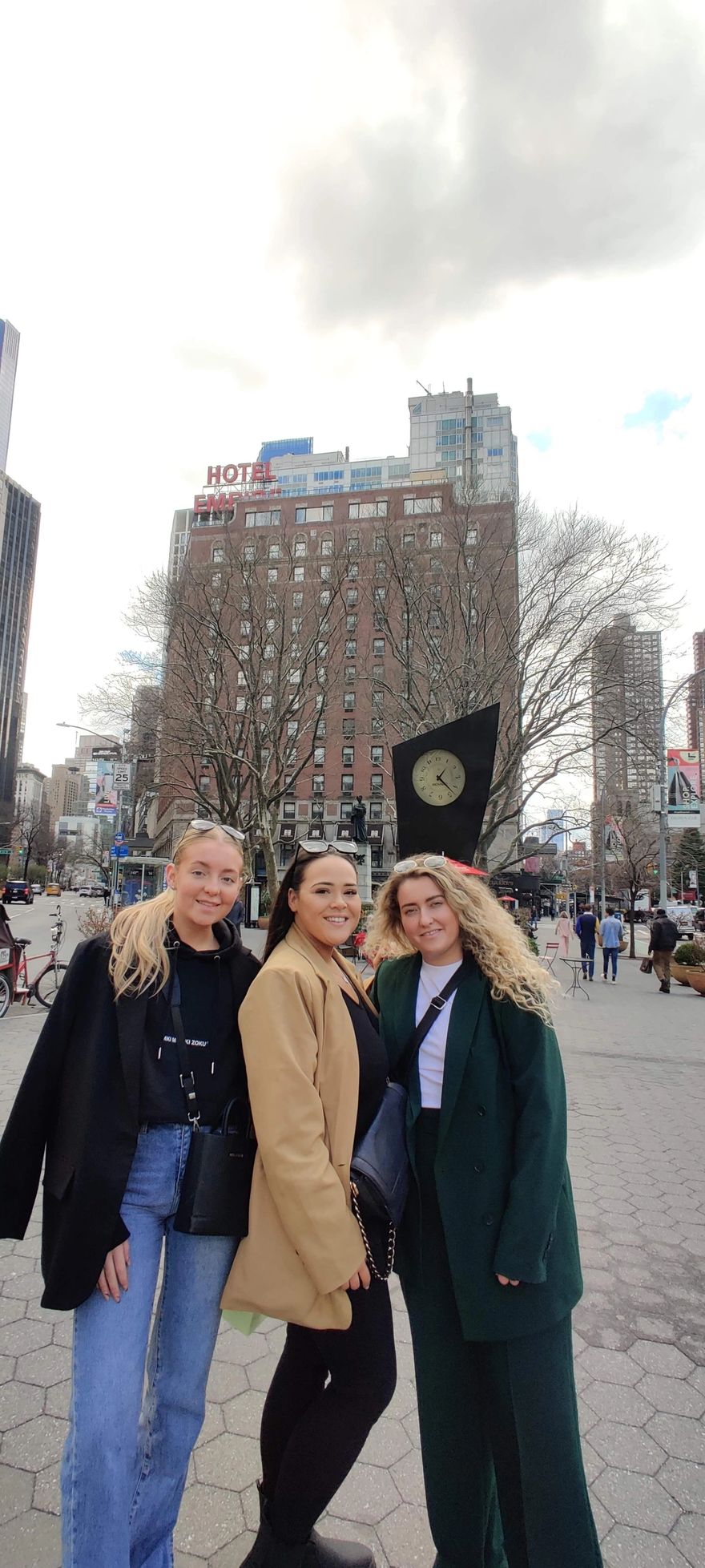Gossip Girl Tours NYC pedicab tour photo