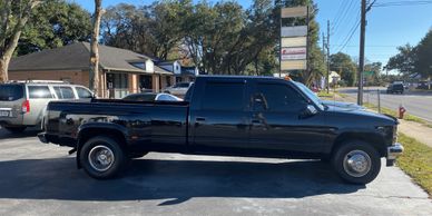 Inventory Leos Corvettes