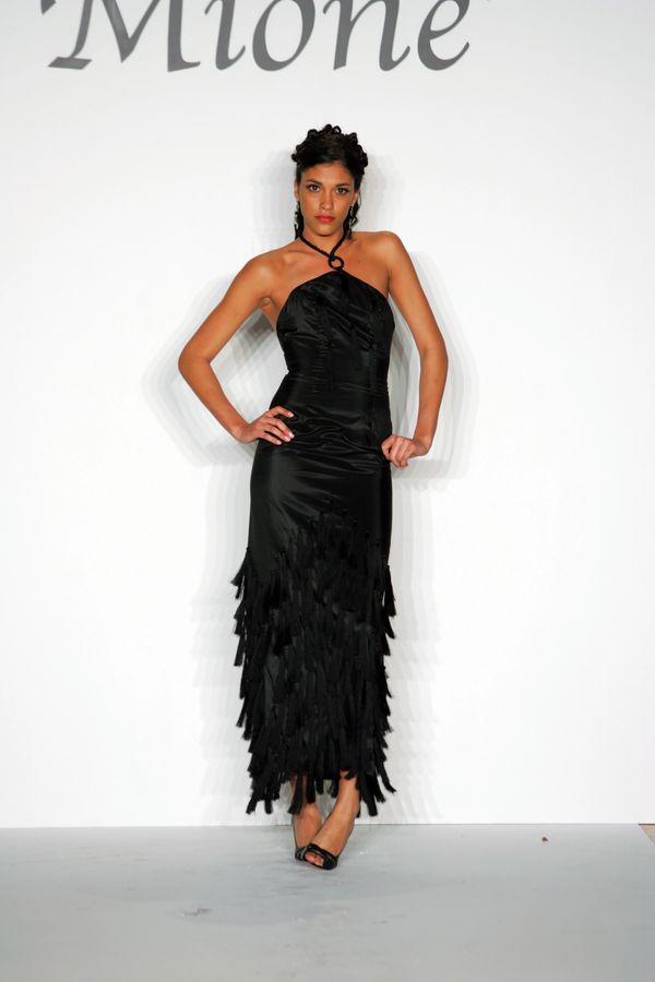 Alter Top Black Tassel dress
