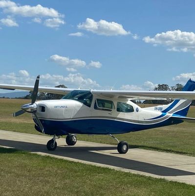 Cessna 210
Aircraft Carter
Scenic Flights
