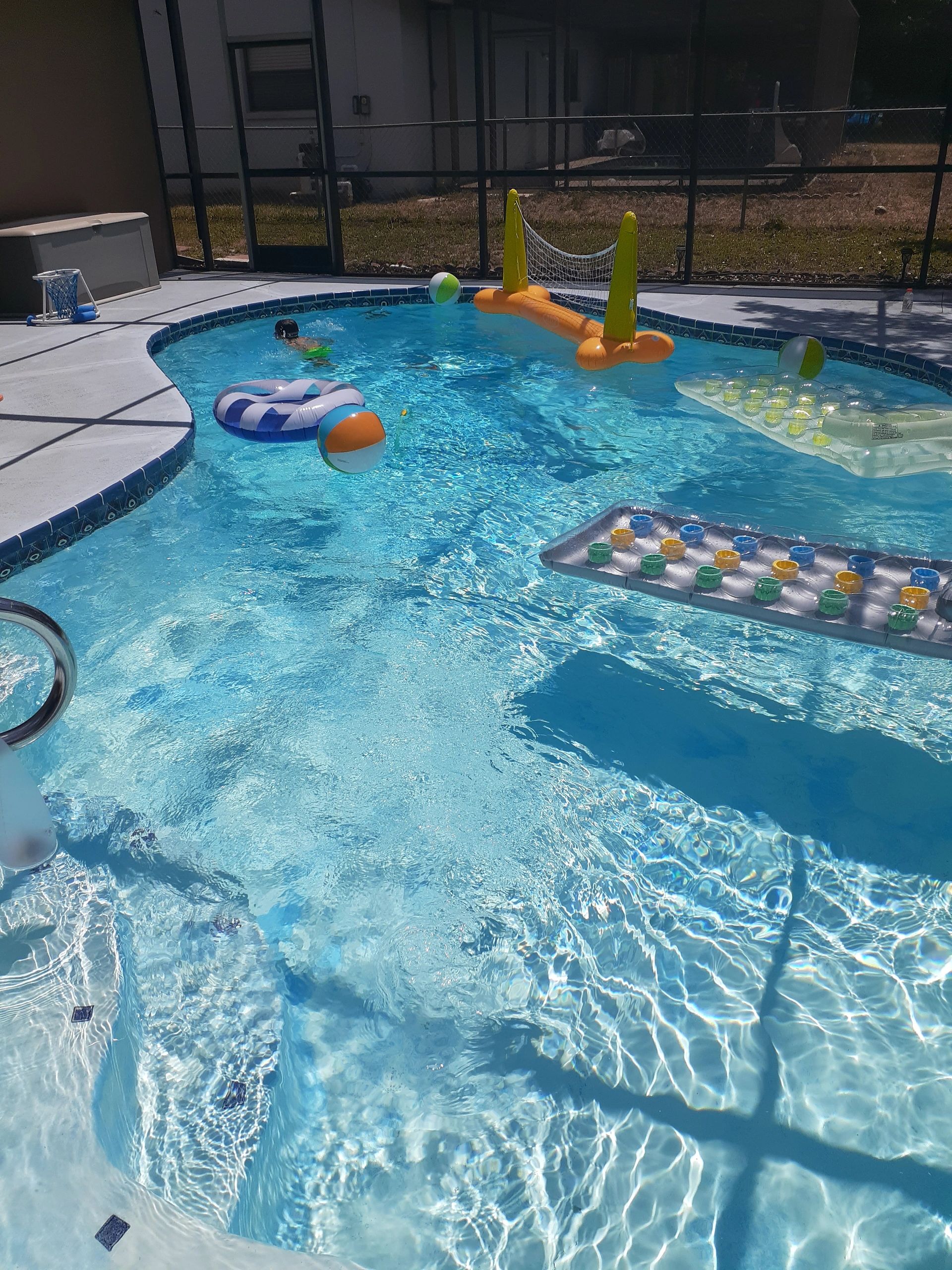 Pool Cleaning - Keep It Clear Pool Care, LLC.